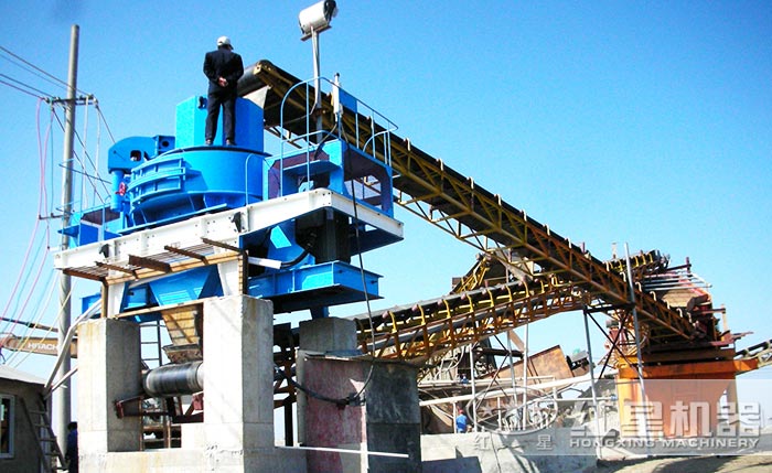 制砂機(jī)工作實(shí)拍 制砂機(jī)工作實(shí)拍