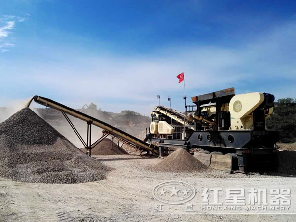 車載式移動制沙機工作現(xiàn)場 車載式移動制沙機工作現(xiàn)場