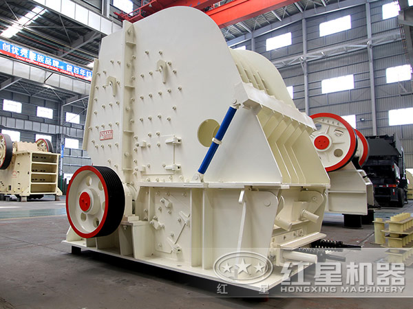 想要高產(chǎn)穩(wěn)產(chǎn)優(yōu)產(chǎn)——選擇反擊式破碎機，演繹一出破碎好戲