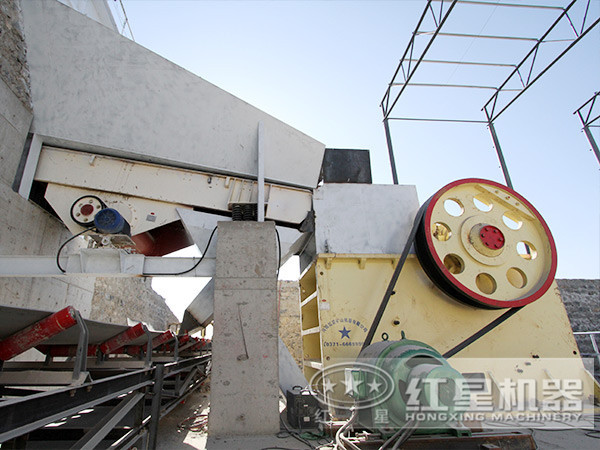 開采石場賺錢嗎？砂石設(shè)備如何選配更劃算？