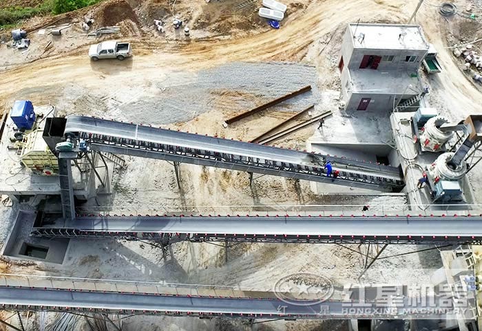 砂石生產(chǎn)現(xiàn)場(chǎng)鳥瞰圖 砂石生產(chǎn)現(xiàn)場(chǎng)鳥瞰圖