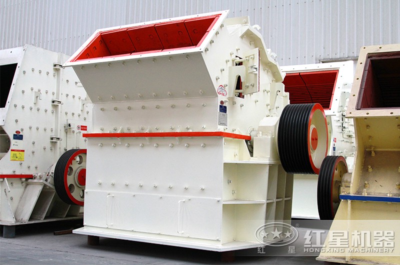 細(xì)碎機(jī)廠區(qū)展示 細(xì)碎機(jī)廠區(qū)展示