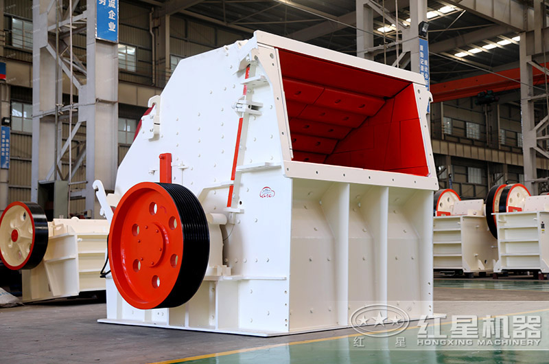 大型反擊式粉碎機(jī) 大型反擊式粉碎機(jī)