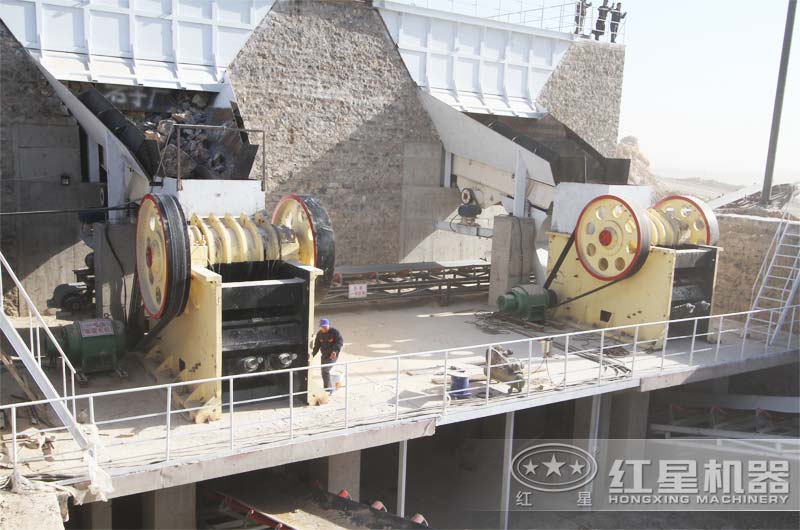 顎式破碎機(jī)安裝 顎式破碎機(jī)安裝