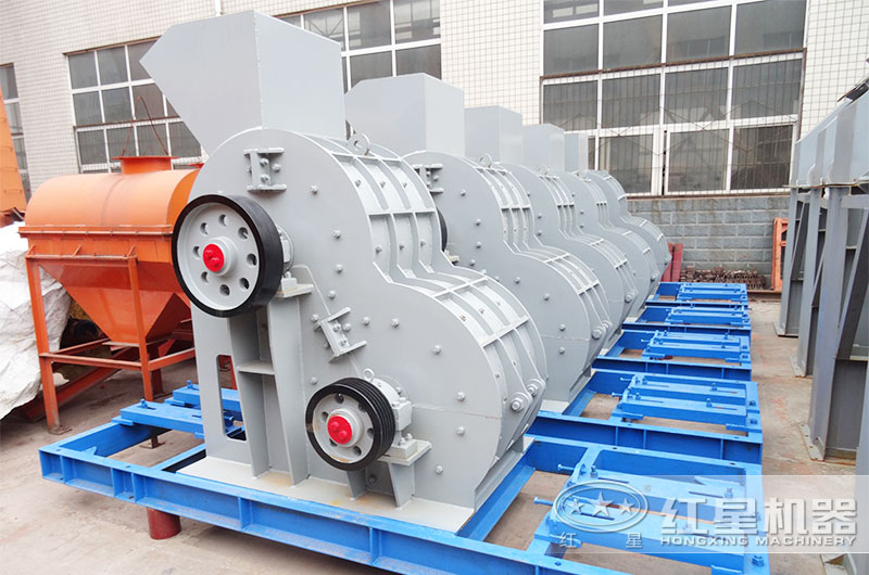 破碎赤泥可以用雙級破碎機(jī)嗎？有沒有時產(chǎn)35t的雙級破碎機(jī)