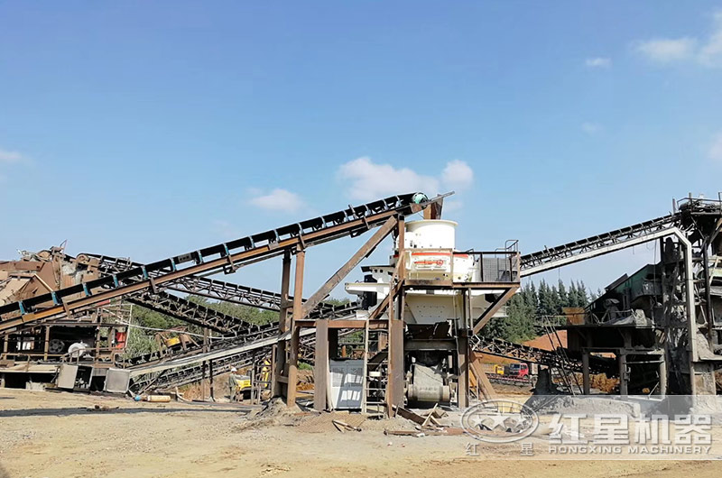 一立方河卵石等于多少噸？時產(chǎn)400噸河卵石制砂機哪家有？