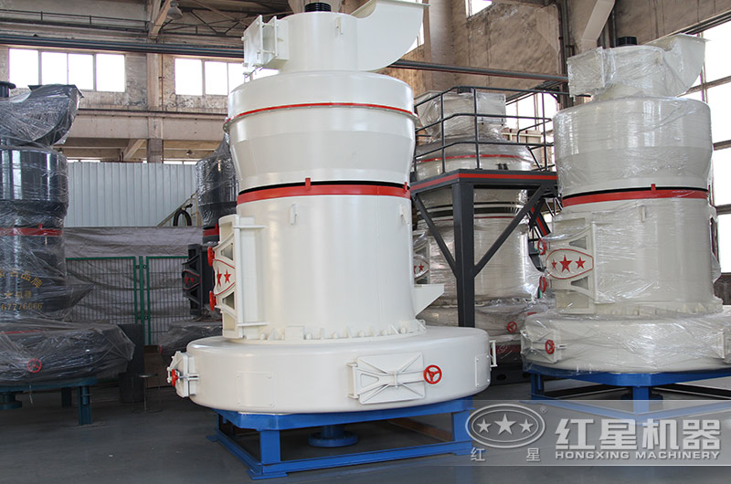 雷蒙磨生產(chǎn)車間，設備貨源充足