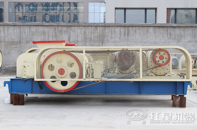 制砂選對(duì)輥破碎機(jī)還是沖擊式制沙機(jī)？