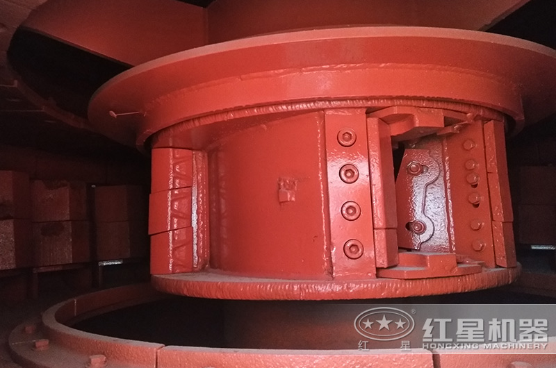 VSI制沙機內(nèi)部細節(jié)實景 VSI制沙機內(nèi)部細節(jié)實景