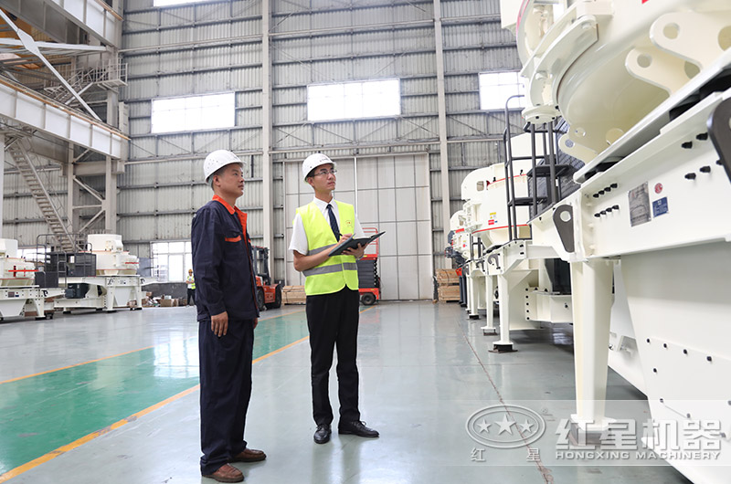 客戶(hù)投資機(jī)制砂生產(chǎn)來(lái)廠(chǎng)區(qū)考察設(shè)備