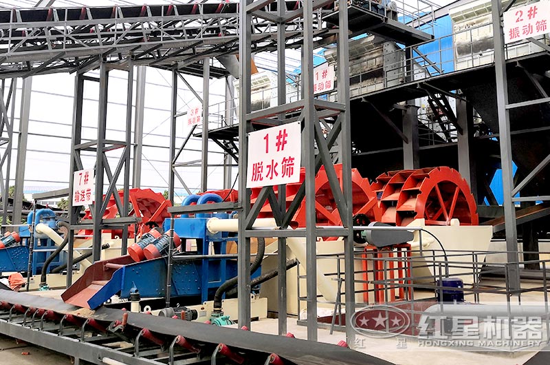 時產(chǎn)160噸洗沙機搭配脫水篩現(xiàn)場 時產(chǎn)160噸洗沙機搭配脫水篩現(xiàn)場