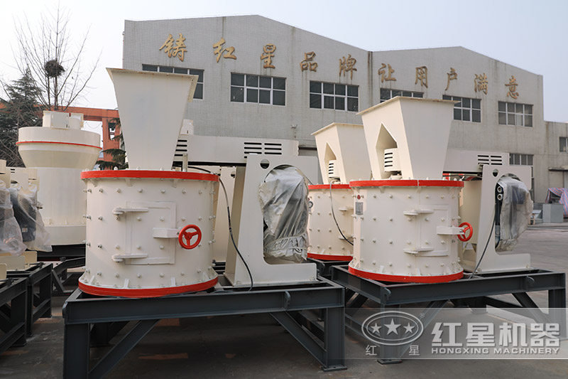 每小時(shí)10噸復(fù)合破碎機(jī)價(jià)格便宜，小型生產(chǎn)線必備