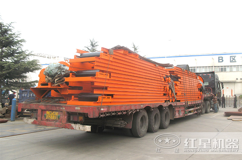 皮帶輸送機(jī) 皮帶輸送機(jī)