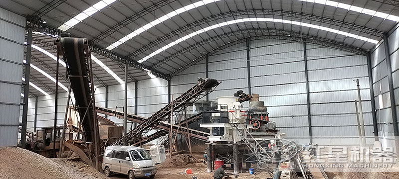 碎沙機(jī)設(shè)備多少錢一套，一天能生產(chǎn)多少？