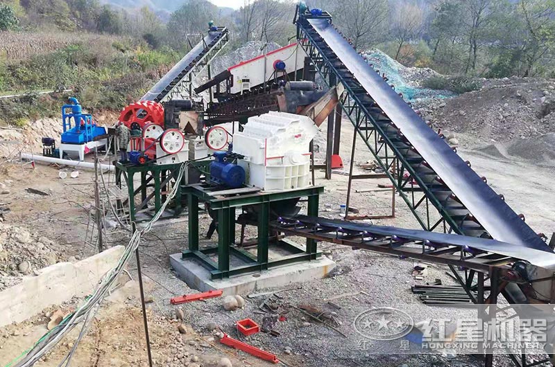 時產(chǎn)40噸小型制砂機多少錢一臺？圖片及型號