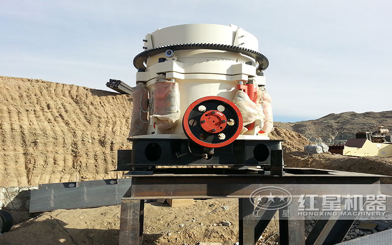 hp300圓錐破碎機每小時產(chǎn)多少噸？多少錢一臺？