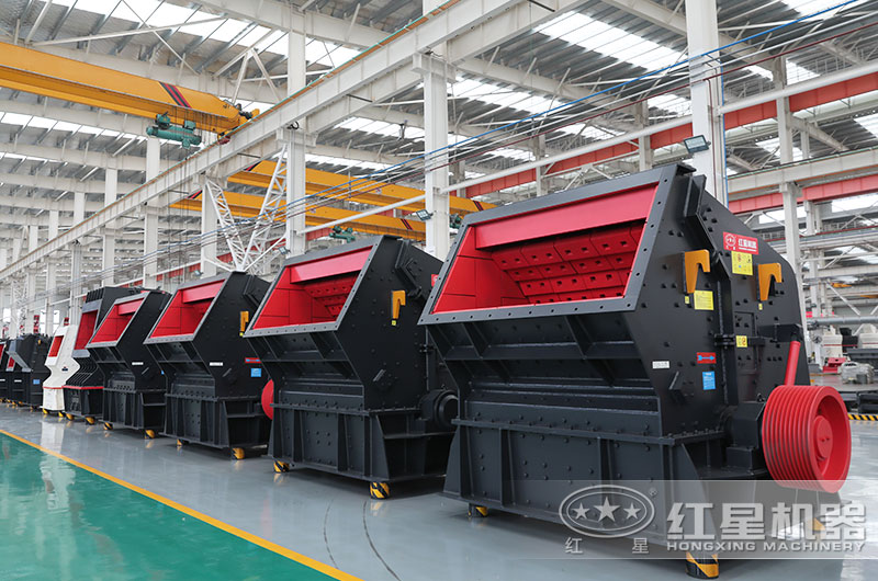 PF反擊式破碎機圖片